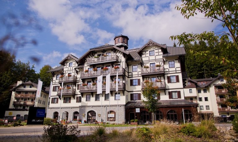 JÓGA VÍKEND v hotelu Savoy Špindlerův Mlýn – ŘÍJEN s Annou Ribanskou