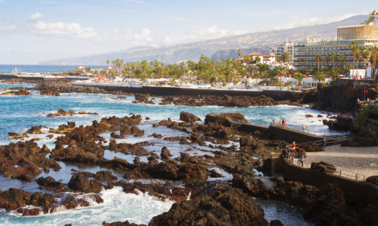 JÓGA ZÁJEZD NA TENERIFE – LISTOPAD 2025 s Ewou Ohlídalovou
