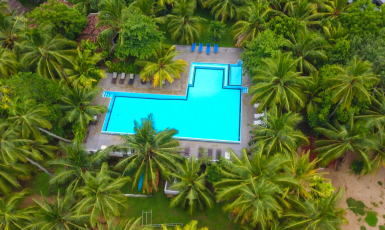 Lagoon Paradise pool 1 scaled